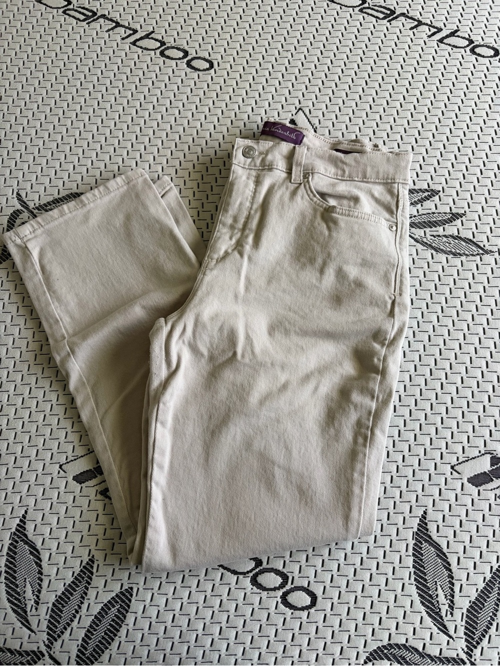 Gloria Vanderbilt Light Beige Women's Jeans